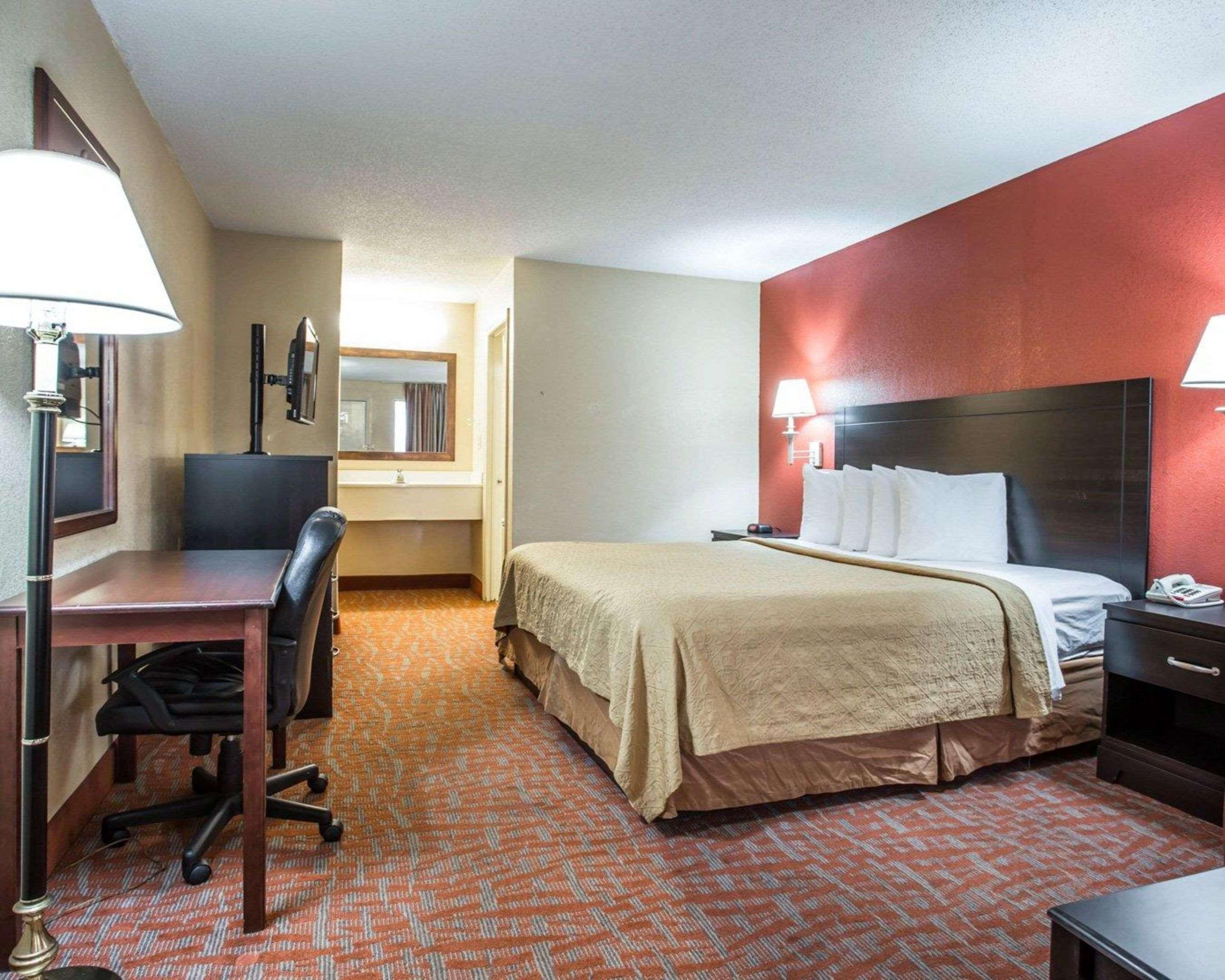 Quality Inn & Suites Monroe Exterior foto